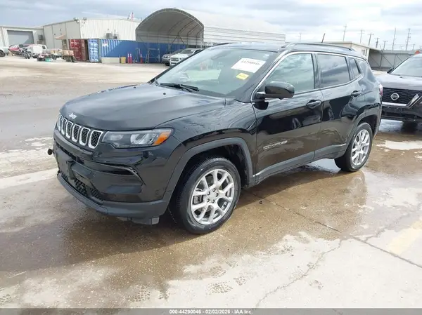3C4NJDFN6PT531438 2023 JEEP COMPASS - Image 2
