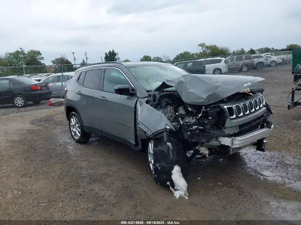 3C4NJDFN6PT571535 2023 JEEP COMPASS - Image 1