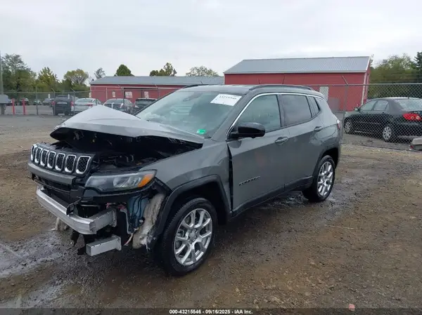 3C4NJDFN6PT571535 2023 JEEP COMPASS - Image 2