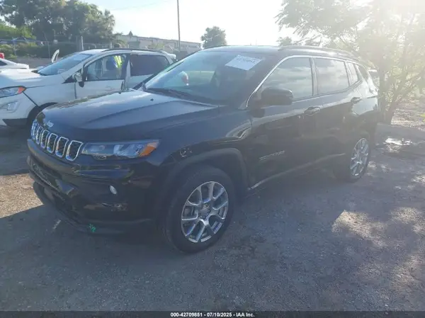 3C4NJDFN6RT105235 2024 JEEP COMPASS - Image 2