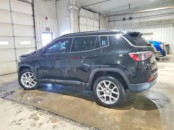 3C4NJDFN6RT113366 2024 JEEP COMPASS - Image 2