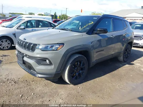 3C4NJDFN7PT506967 2023 JEEP COMPASS - Image 2