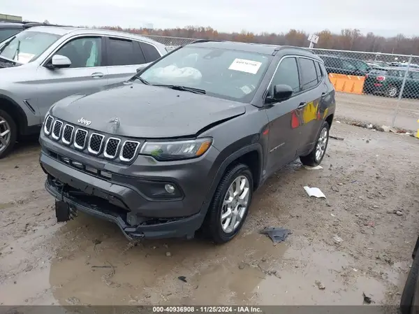 3C4NJDFN7PT530749 2023 JEEP COMPASS - Image 2