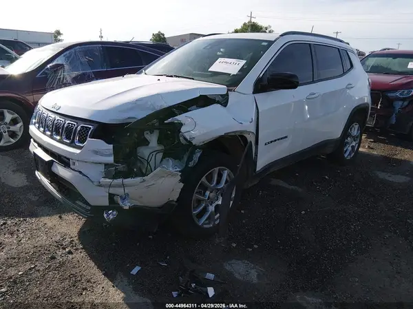 3C4NJDFN7PT531156 2023 JEEP COMPASS - Image 2