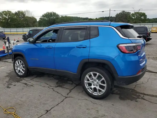 3C4NJDFN7PT546210 2023 JEEP COMPASS - Image 2