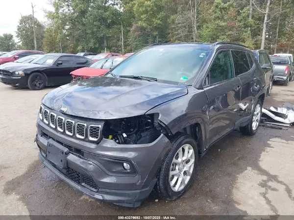 3C4NJDFN7RT120973 2024 JEEP COMPASS - Image 2