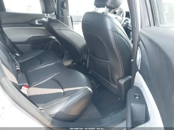 3C4NJDFN7RT584202 2024 JEEP COMPASS - Image 8