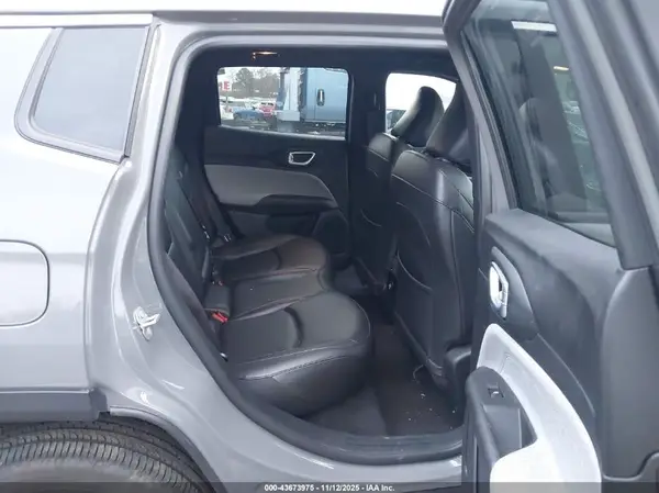 3C4NJDFN7RT600219 2024 JEEP COMPASS - Image 8