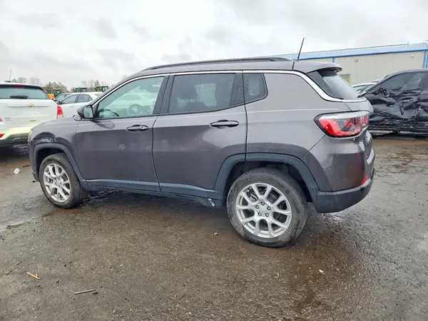 3C4NJDFN8PT507660 2023 JEEP COMPASS - Image 2