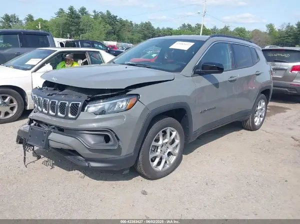 3C4NJDFN8PT531229 2023 JEEP COMPASS - Image 2