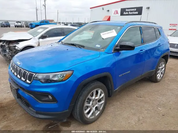 3C4NJDFN8PT546846 2023 JEEP COMPASS - Image 2