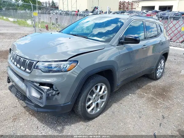 3C4NJDFN8PT546975 2023 JEEP COMPASS - Image 2