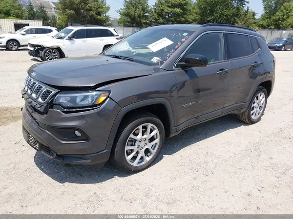 3C4NJDFN8RT169793 2024 JEEP COMPASS - Image 2