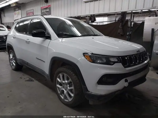 3C4NJDFN8RT170524 2024 JEEP COMPASS - Image 1