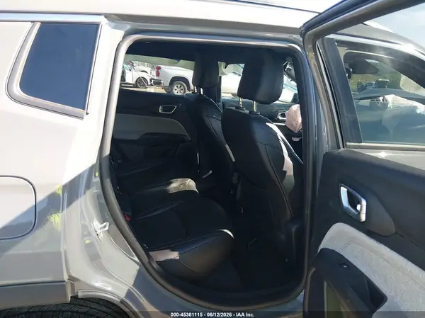 3C4NJDFN8RT591255 2024 JEEP COMPASS - Image 8