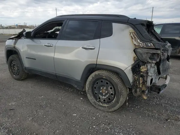 3C4NJDFN9PT511863 2023 JEEP COMPASS - Image 2