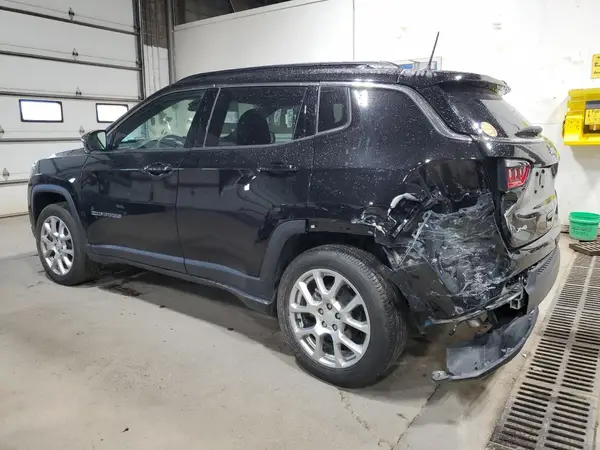 3C4NJDFN9PT520630 2023 JEEP COMPASS - Image 2