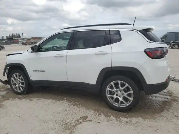 3C4NJDFN9PT545348 2023 JEEP COMPASS - Image 2