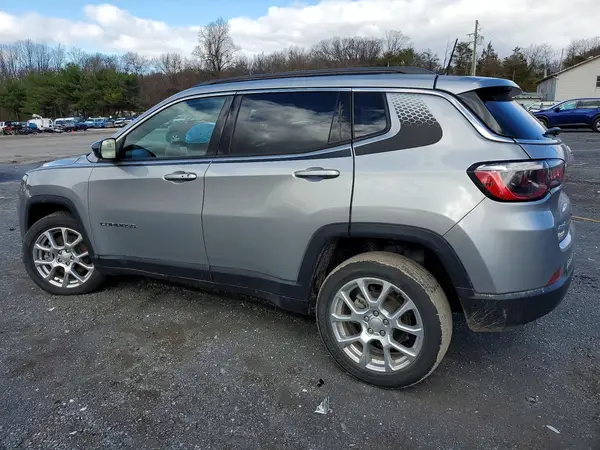 3C4NJDFN9PT549111 2023 JEEP COMPASS - Image 2