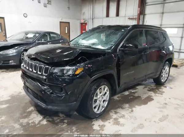 3C4NJDFN9PT559007 2023 JEEP COMPASS - Image 2