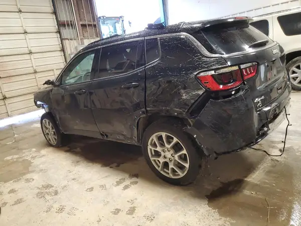 3C4NJDFN9RT133806 2024 JEEP COMPASS - Image 2