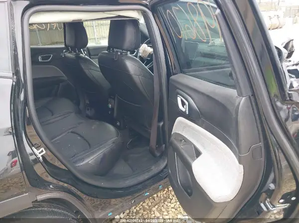3C4NJDFN9RT143218 2024 JEEP COMPASS - Image 8