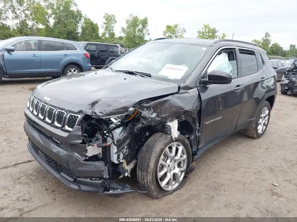 3C4NJDFN9RT593967 2024 JEEP COMPASS - Image 2