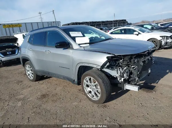 3C4NJDFNXPT502492 2023 JEEP COMPASS - Image 1