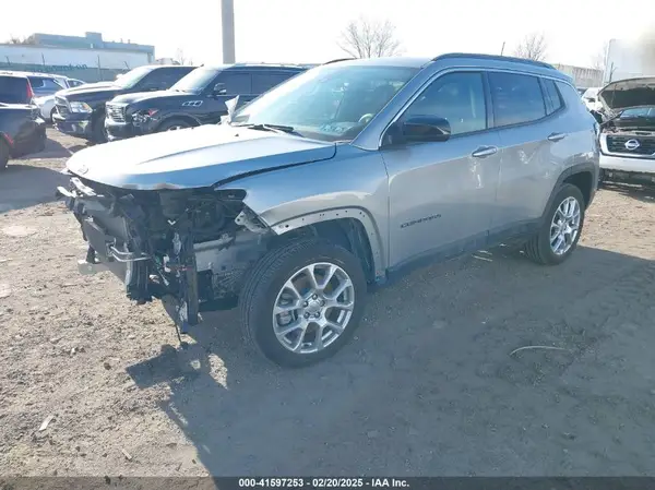 3C4NJDFNXPT502492 2023 JEEP COMPASS - Image 2