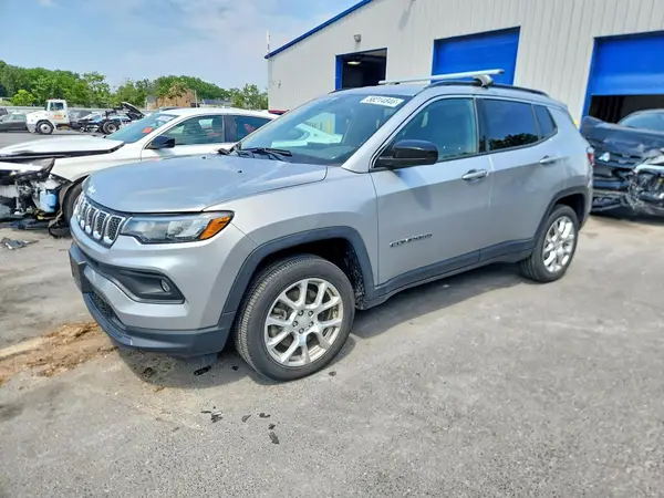 3C4NJDFNXPT560408 2023 JEEP COMPASS - Image 1