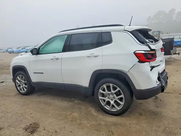 3C4NJDFNXRT167799 2024 JEEP COMPASS - Image 2