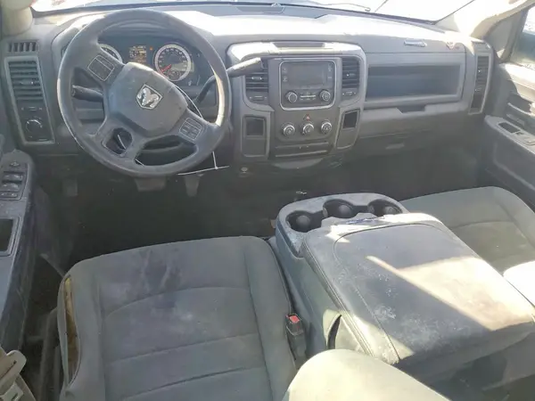 3C6UR4CJ9JG340304 2018 DODGE RAM - Image 8