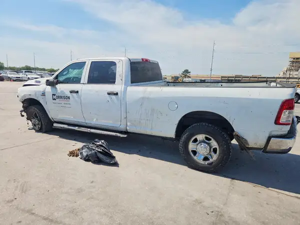 3C6UR5HL5PG539956 2023 DODGE RAM - Image 2