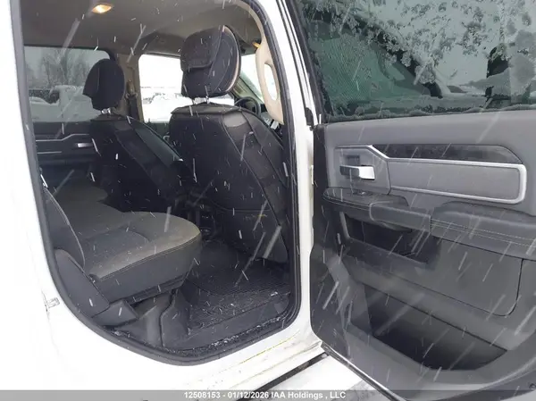 3C6UR5JL4KG579190 2019 DODGE RAM - Image 8