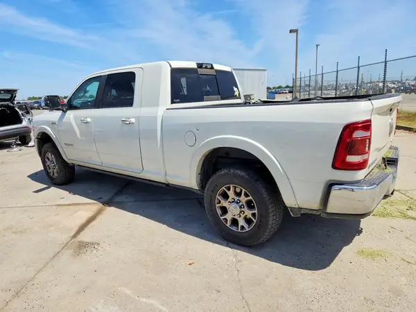 3C6UR5NJ3NG403826 2022 DODGE RAM - Image 2