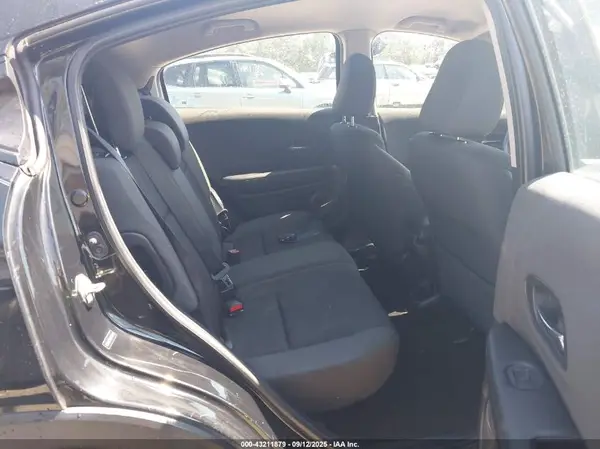 3CZEU5H34KG713306 2019 HONDA HR-V - Image 8
