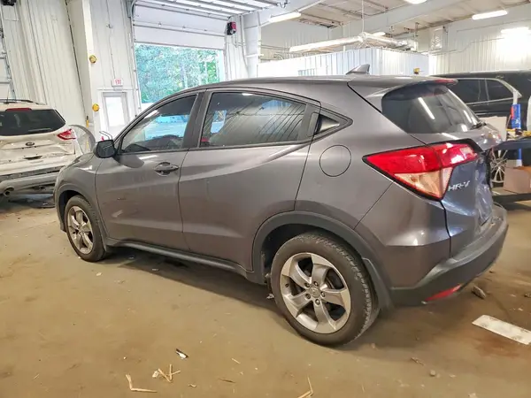 3CZRU5G30JM709819 2018 HONDA HR-V - Image 2