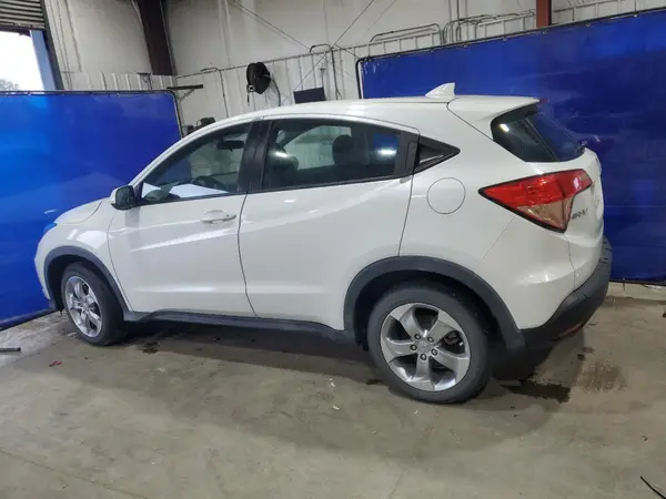 3CZRU5G31HM718166 2017 HONDA HR-V - Image 2