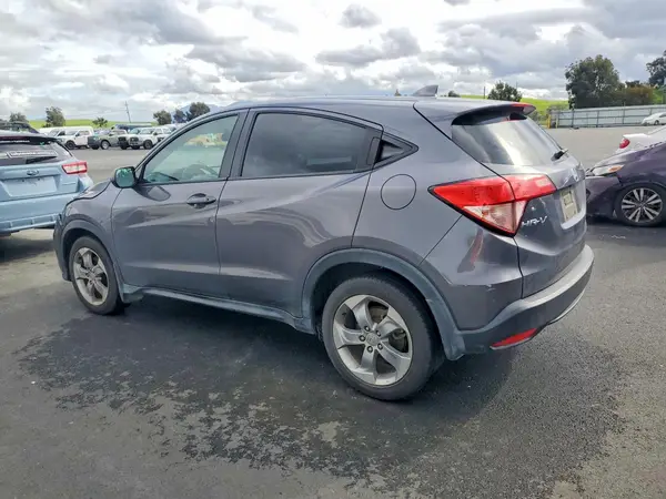 3CZRU5G32HG700094 2017 HONDA HR-V - Image 2