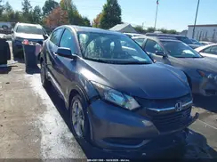 3CZRU5G32JM700913 2018 HONDA HR-V