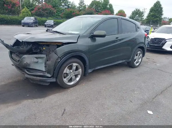3CZRU5G33HM704740 2017 HONDA HR-V - Image 2