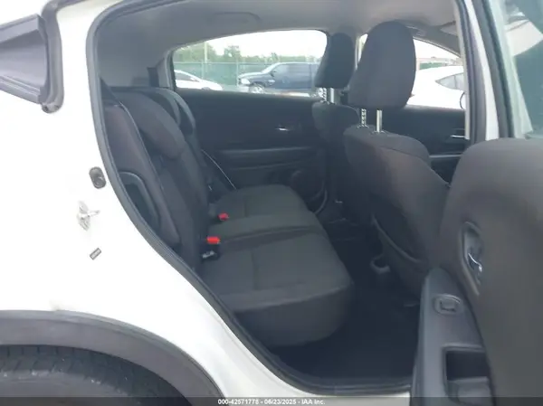 3CZRU5G34GM704020 2016 HONDA HR-V - Image 8