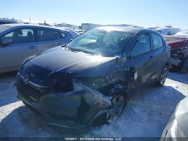 3CZRU5G35HM102583 2017 HONDA HR-V - Image 2