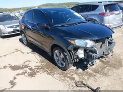 3CZRU5G36HM713982 2017 HONDA HR-V