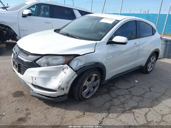3CZRU5G38GM716526 2016 HONDA HR-V - Image 2