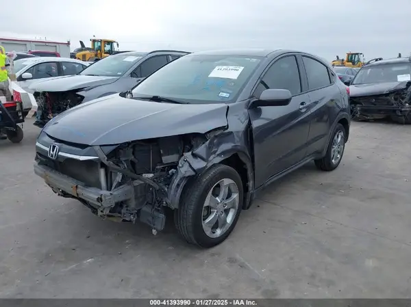 3CZRU5G38JM702200 2018 HONDA HR-V - Image 2
