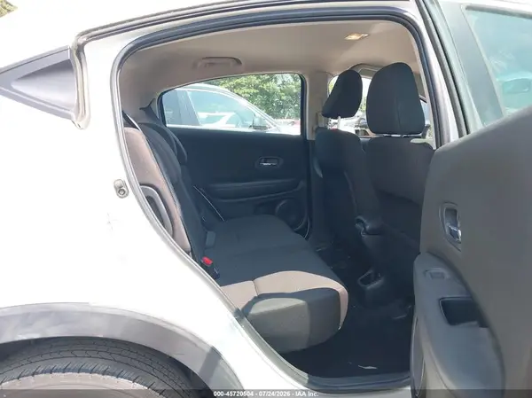 3CZRU5G3XGM704006 2016 HONDA HR-V - Image 8