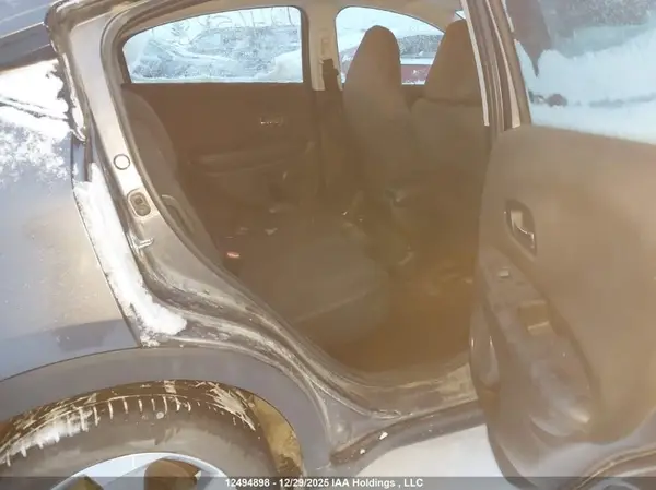 3CZRU5G3XHM102319 2017 HONDA HR-V - Image 8
