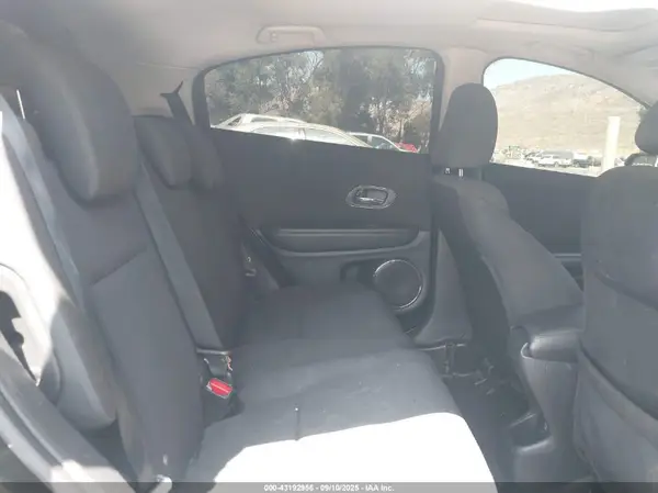 3CZRU5G51GM731306 2016 HONDA HR-V - Image 8