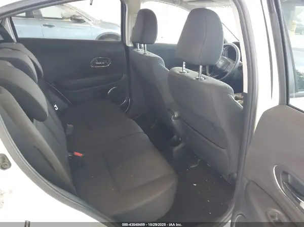 3CZRU5G52HM726438 2017 HONDA HR-V - Image 8